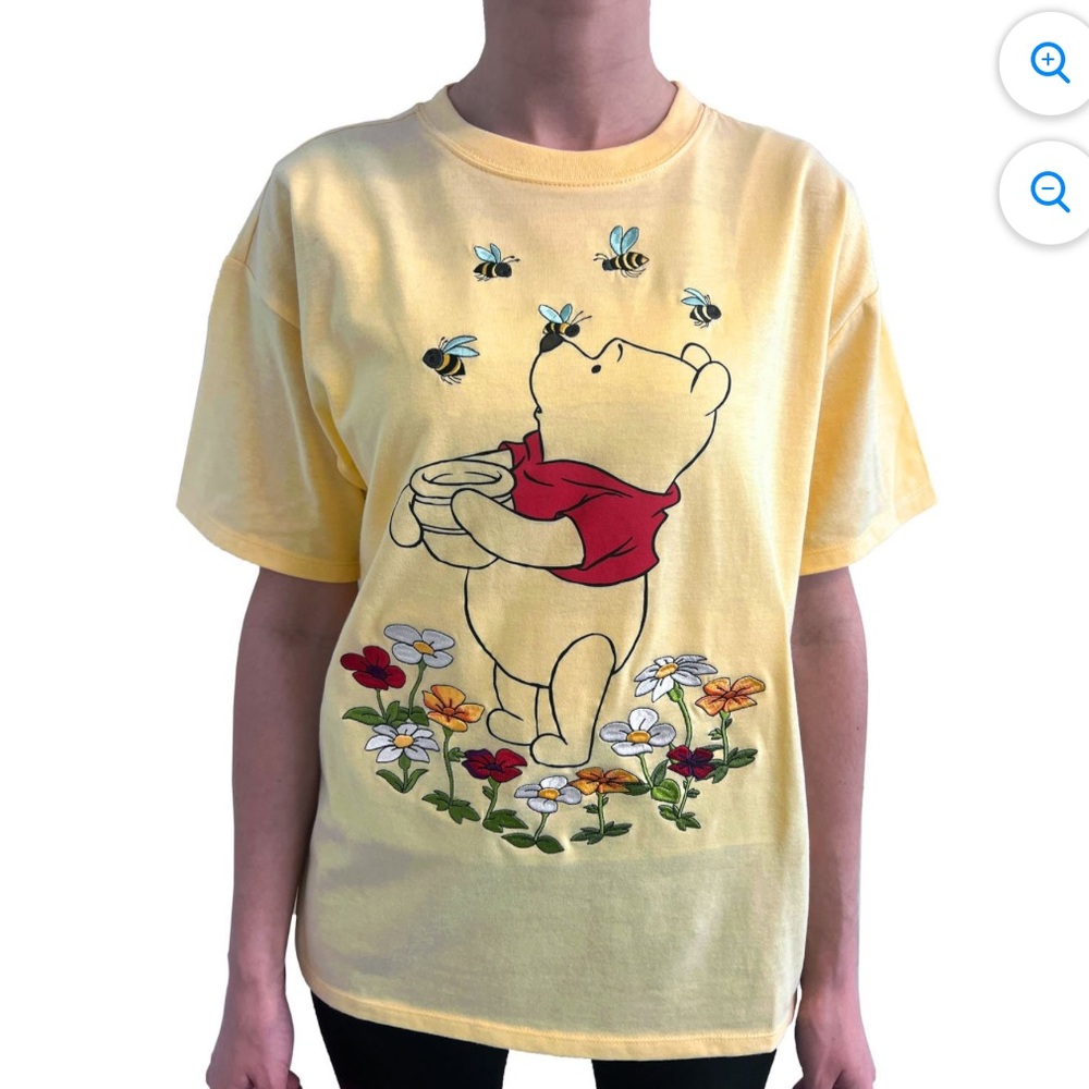 NWT Women’s Large Disney Yellow Winnie the Pooh T-Shirt